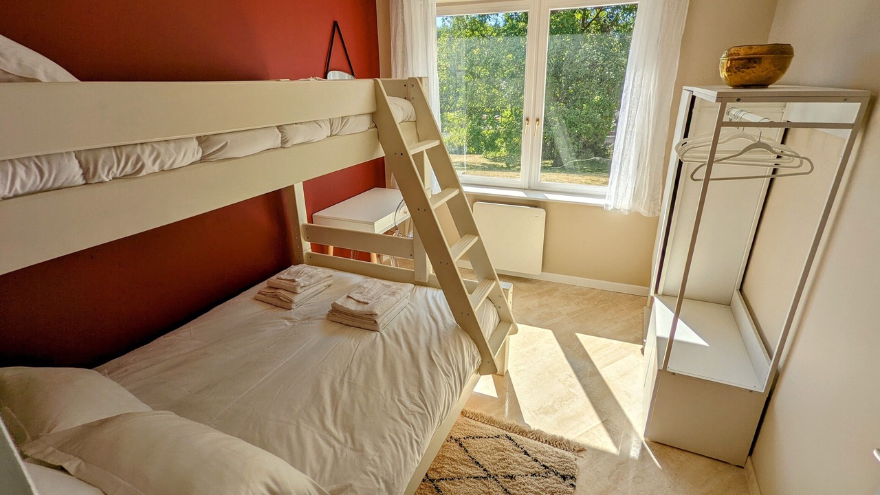 Photo of Bedroom in Dallon