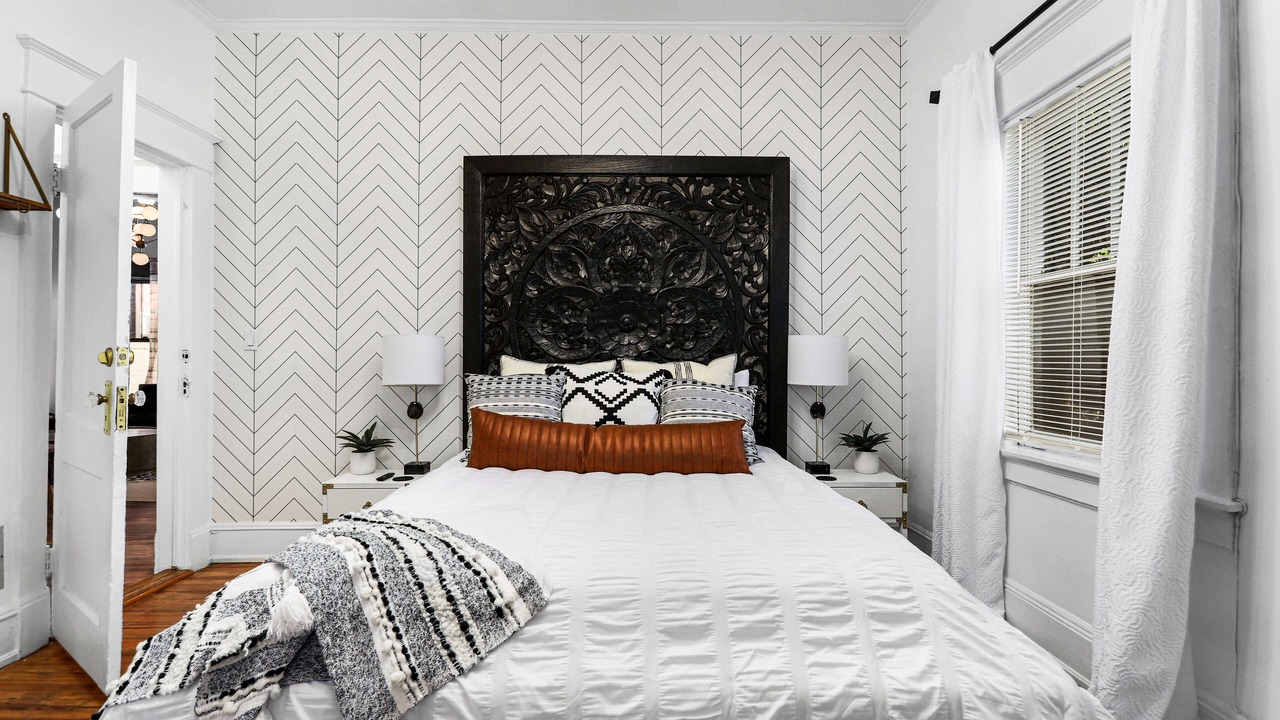 Photo of Bedroom in Midtown