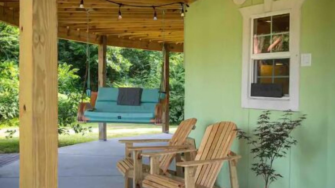 Photo of Patio Balcony in Grand Bay