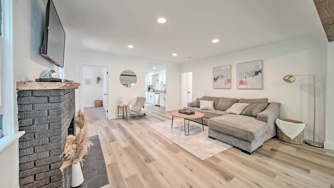 Photo of Livingroom in Liberty Lake
