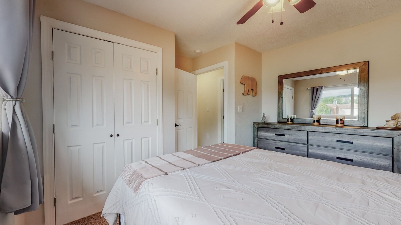Photo of Bedroom in Northeast Heights