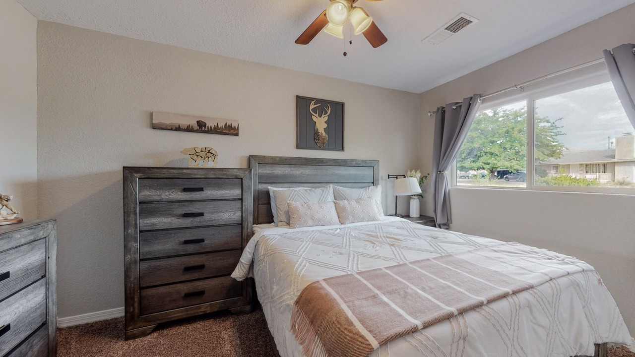 Photo of Bedroom in Northeast Heights