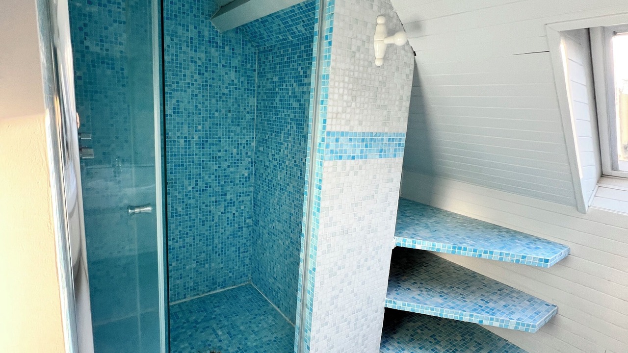 Photo of Bathroom in Saint-Germain-sur-Bresle