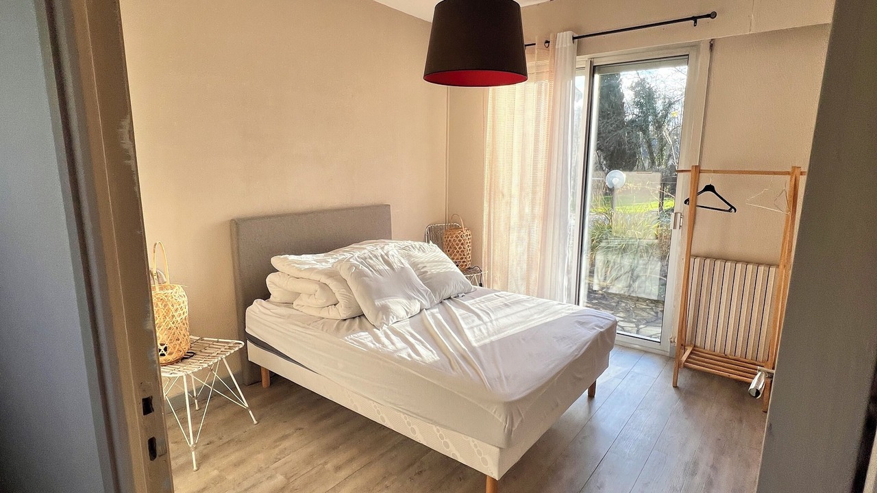 Photo of Bedroom in Saint-Germain-sur-Bresle