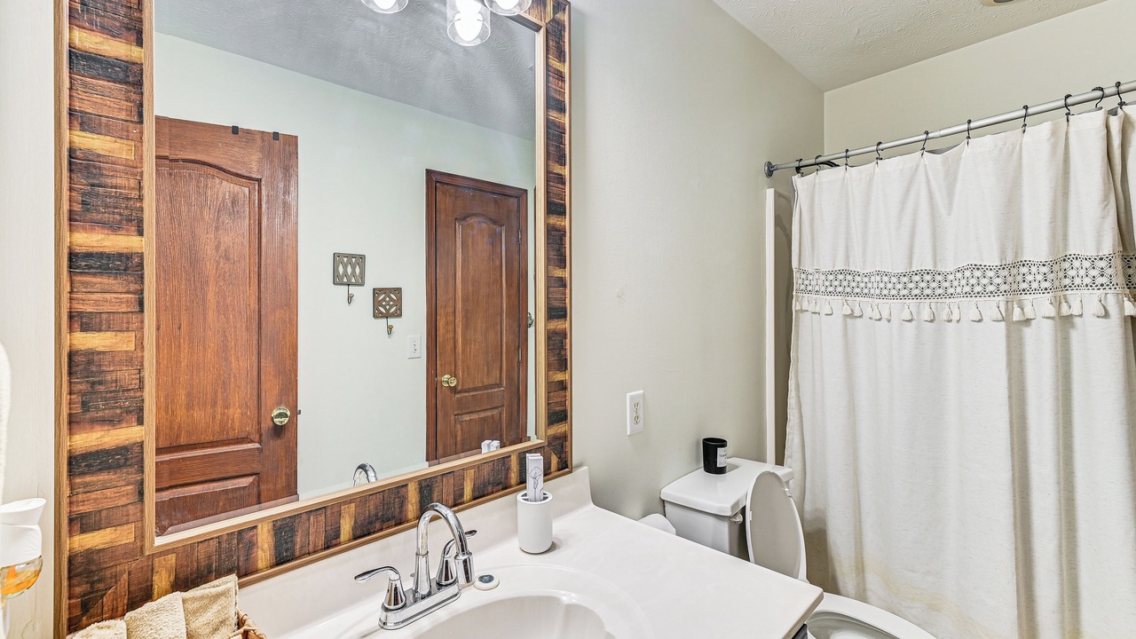 Photo of Bathroom in Williamstown