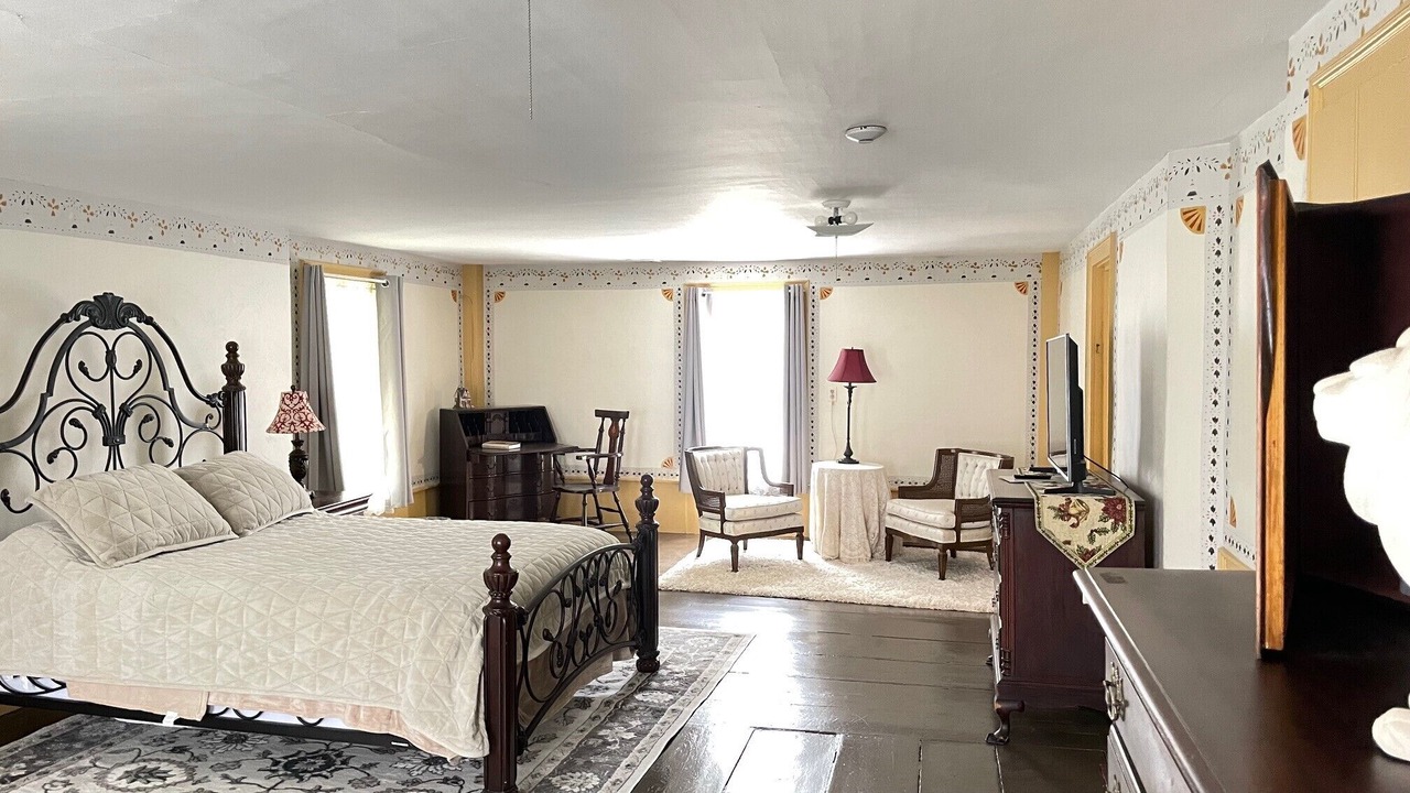 Photo of Bedroom in Townsend