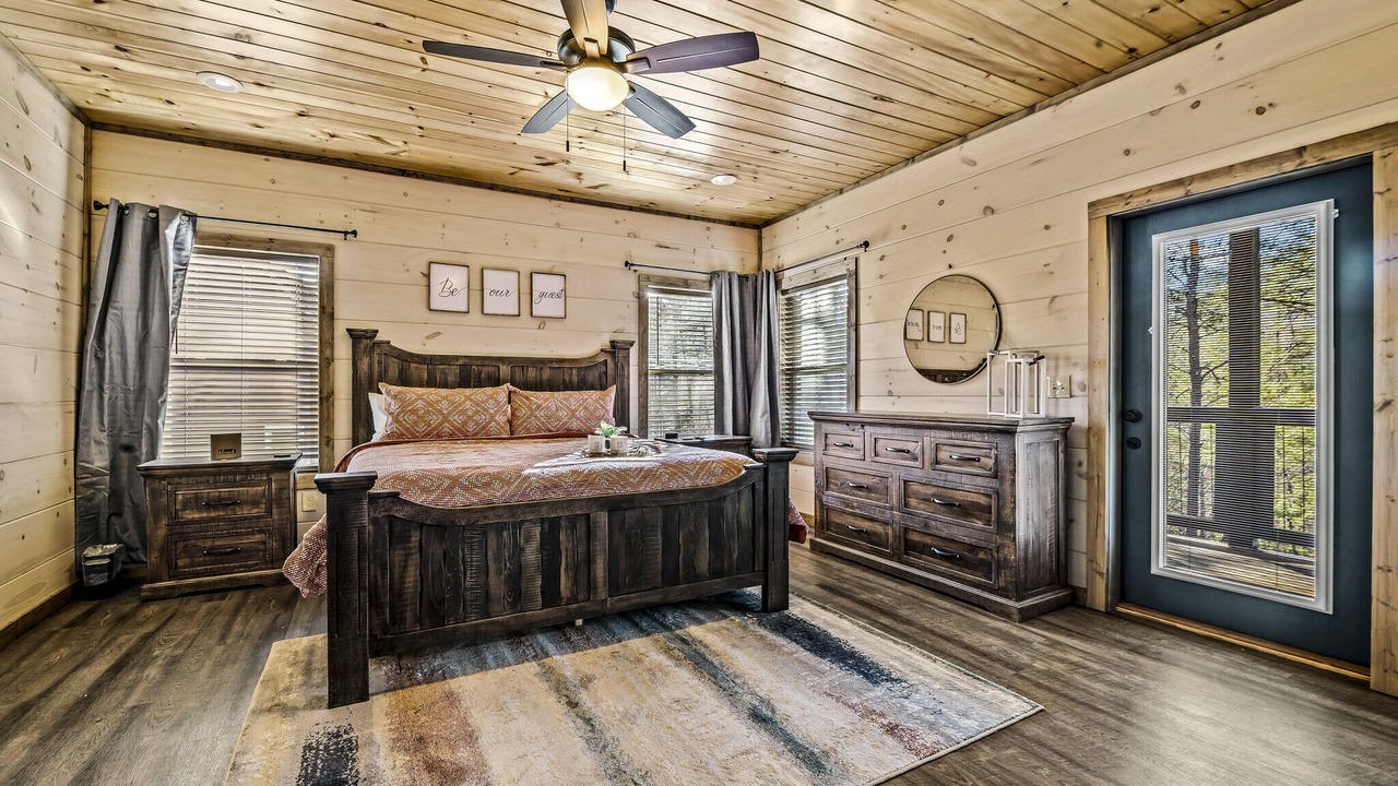 Photo of Bedroom in Sevierville