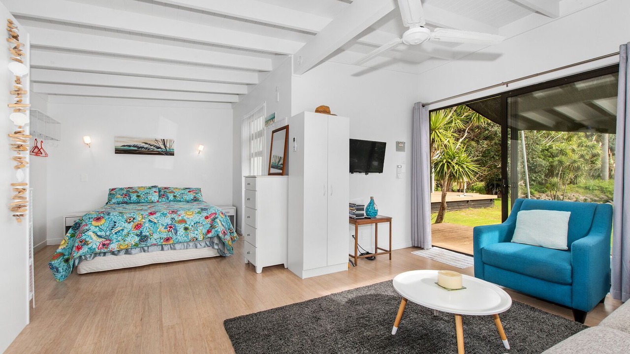 Photo of Bedroom in Matapouri