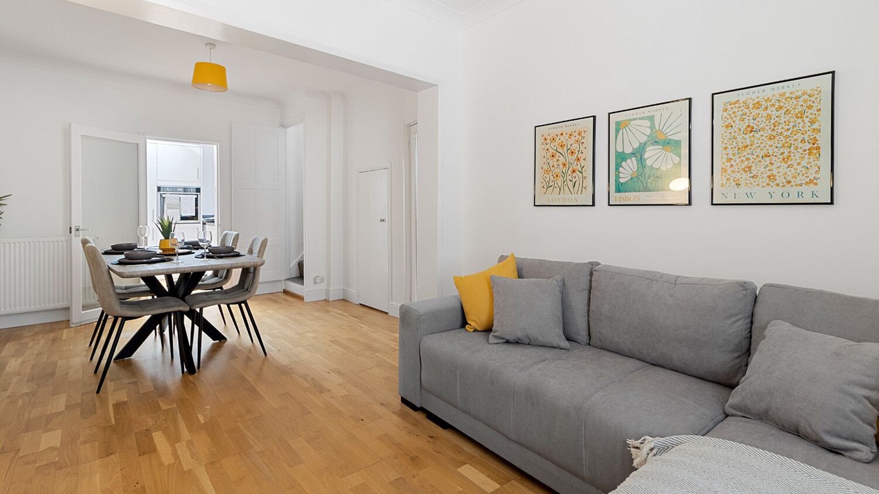 Photo of Bedroom in Exeter