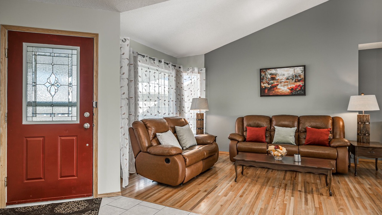 Photo of Livingroom in Country Hills