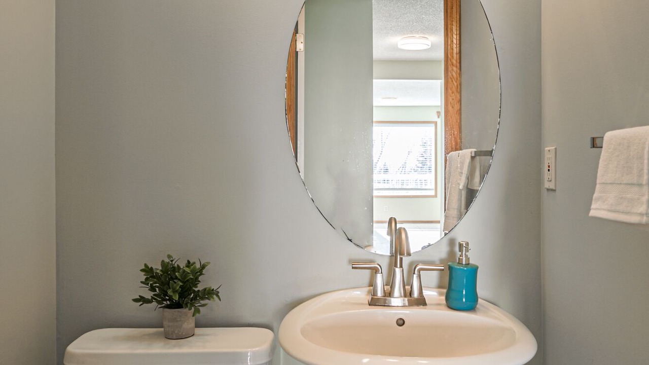 Photo of Bathroom in Country Hills