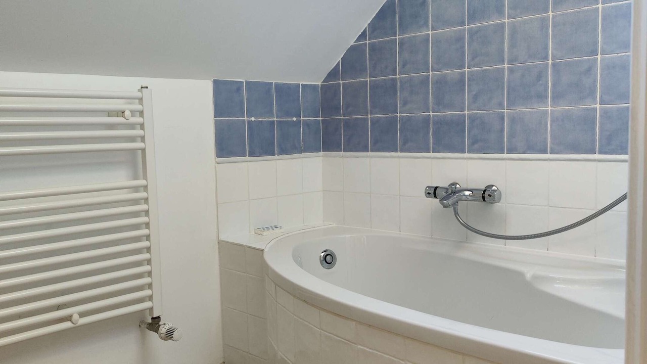 Photo of Bathroom in Allonnes