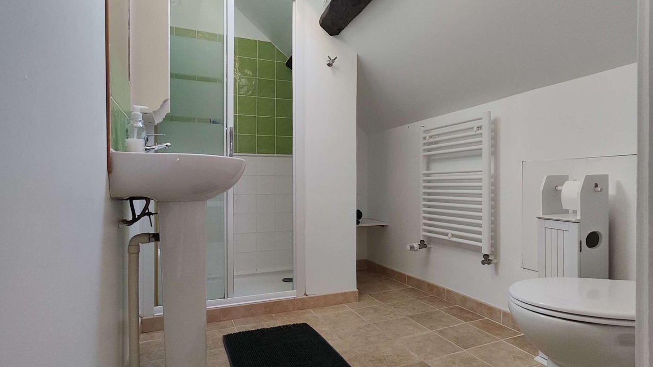 Photo of Bathroom in Allonnes
