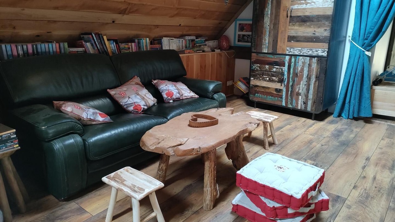 Photo of Livingroom in Issy-l'Eveque