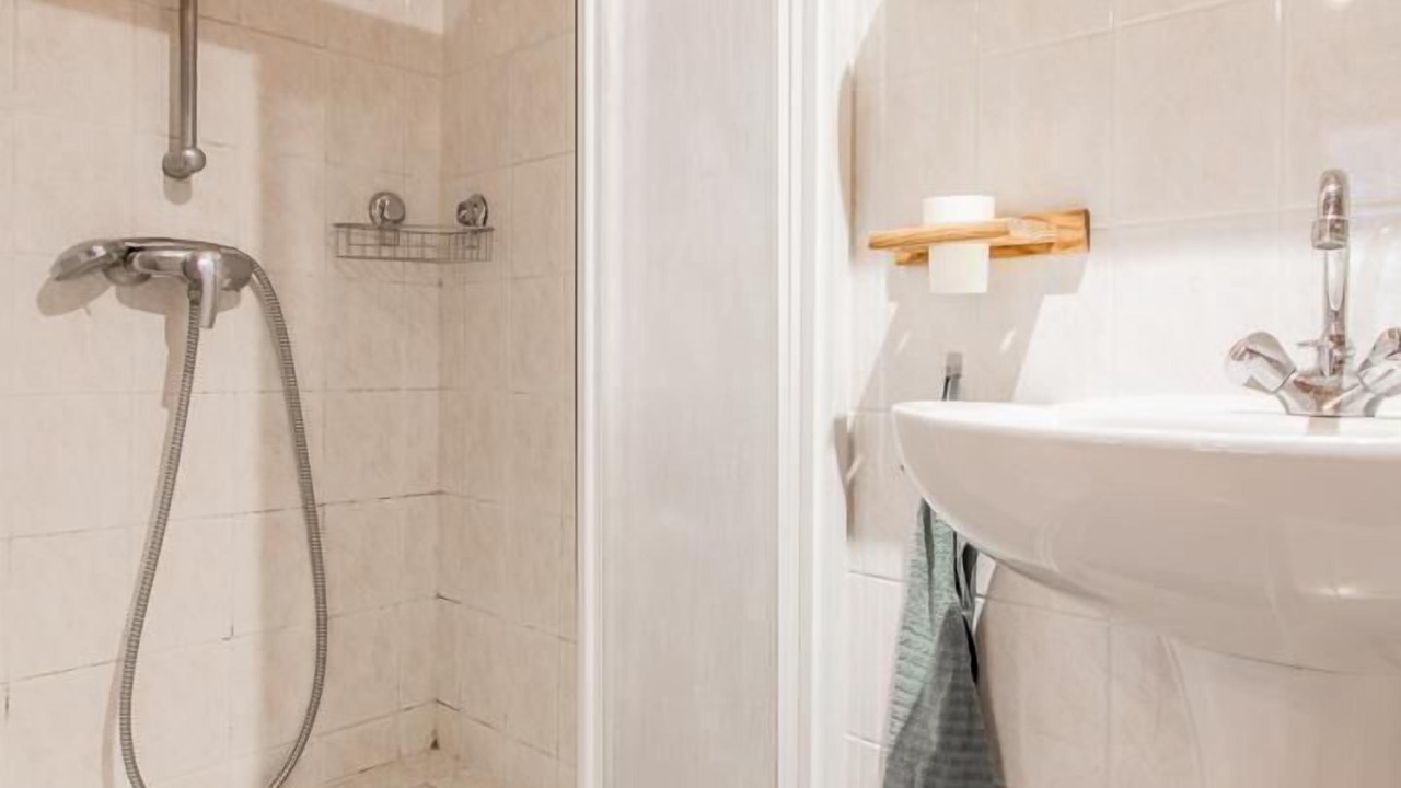 Photo of Bathroom in Leynes