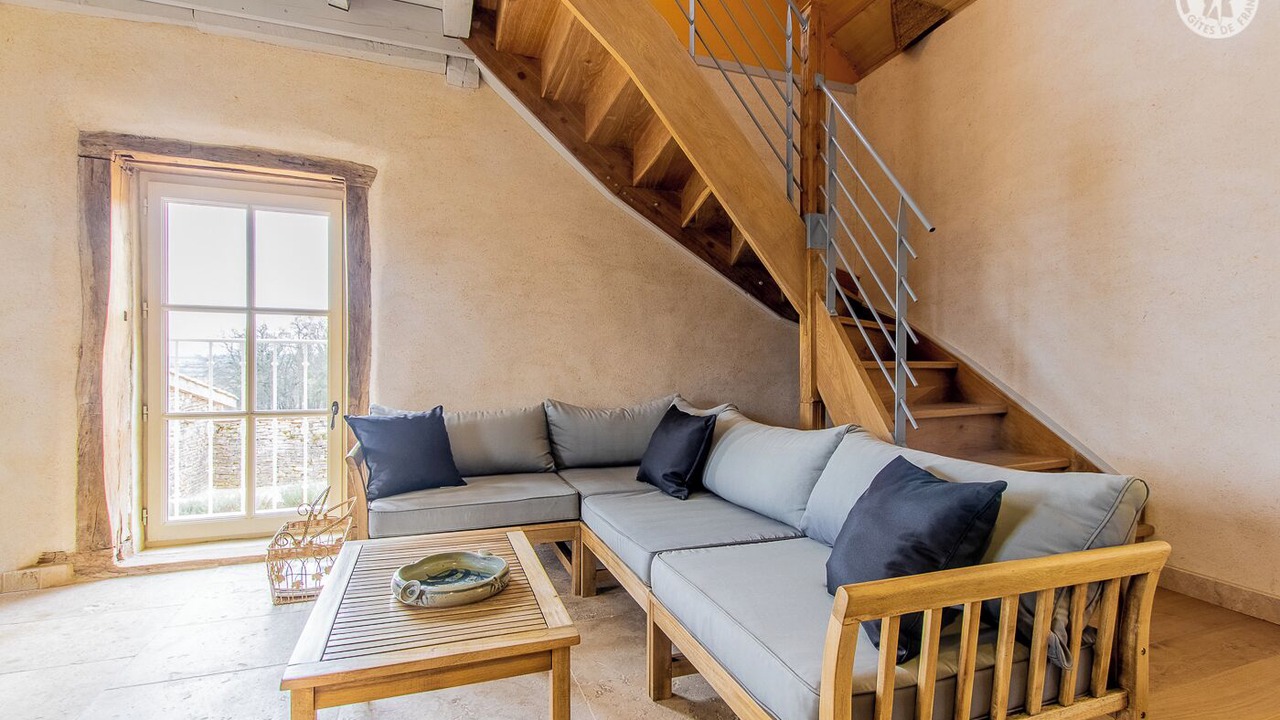 Photo of Livingroom in Ozenay