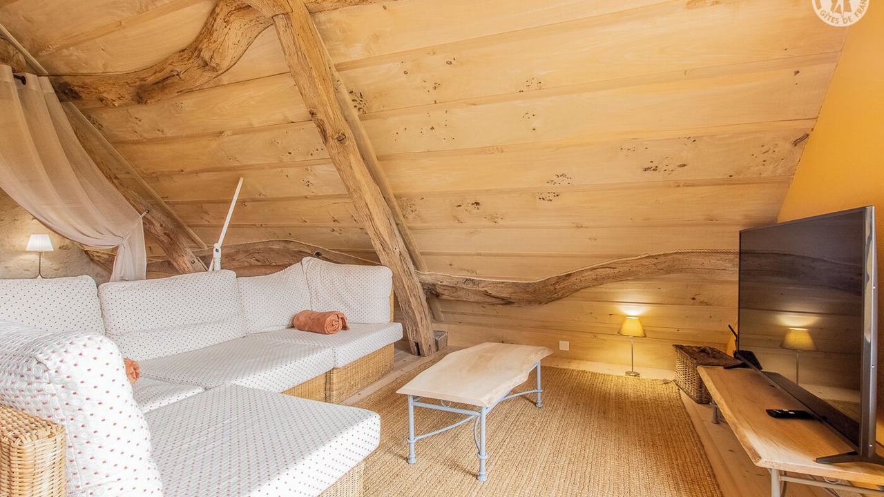 Photo of Livingroom in Ozenay