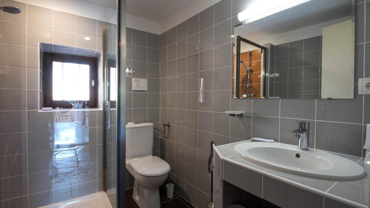 Photo of Bathroom in Chaintre