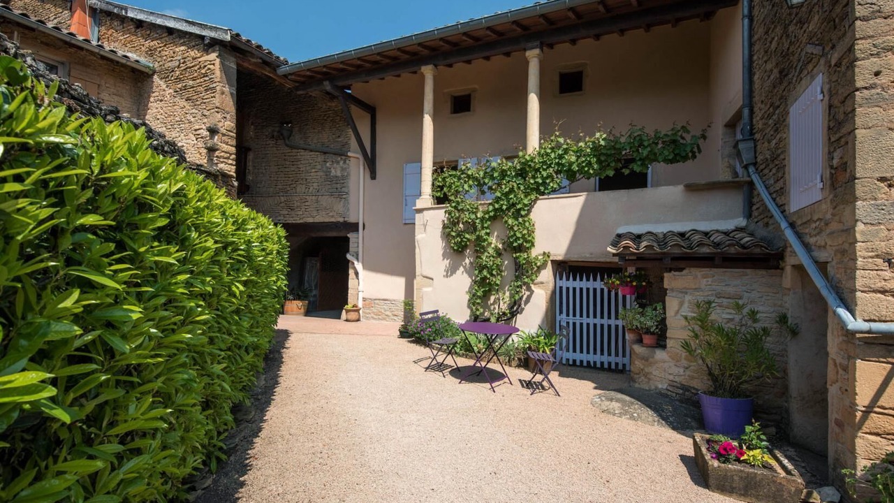 Photo of Outdoor in Chaintre