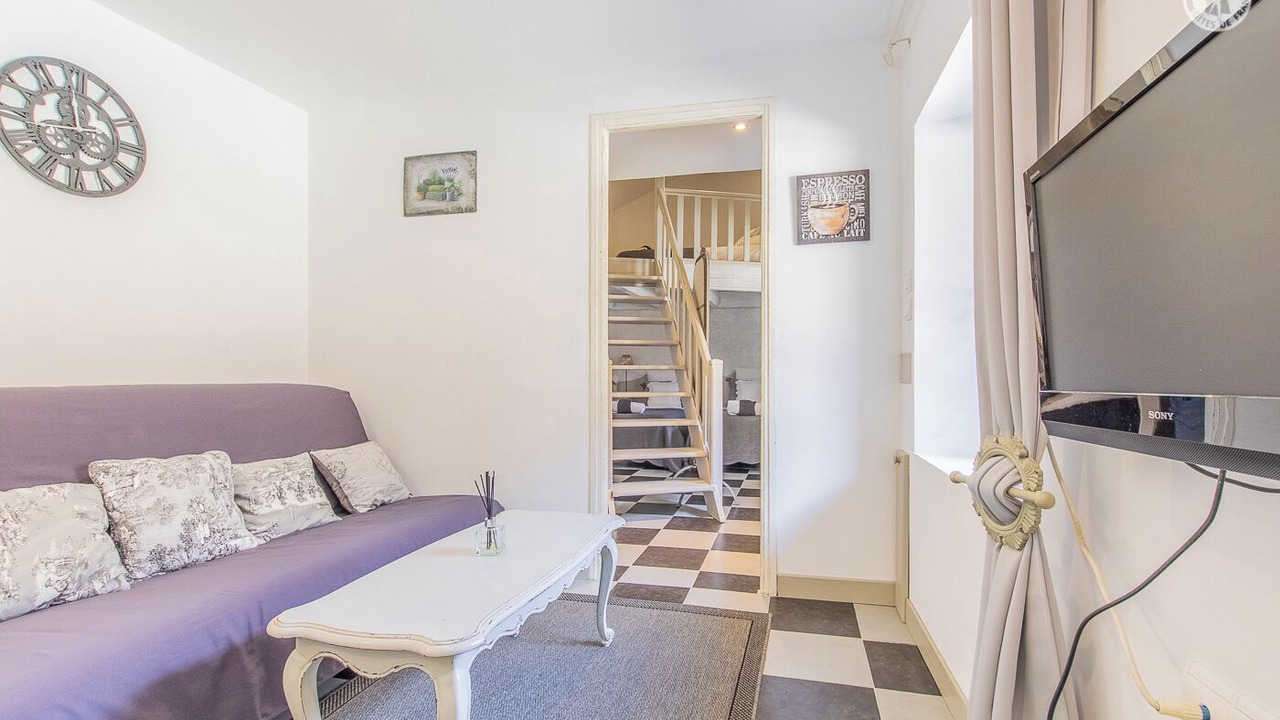 Photo of Livingroom in Frontenaud