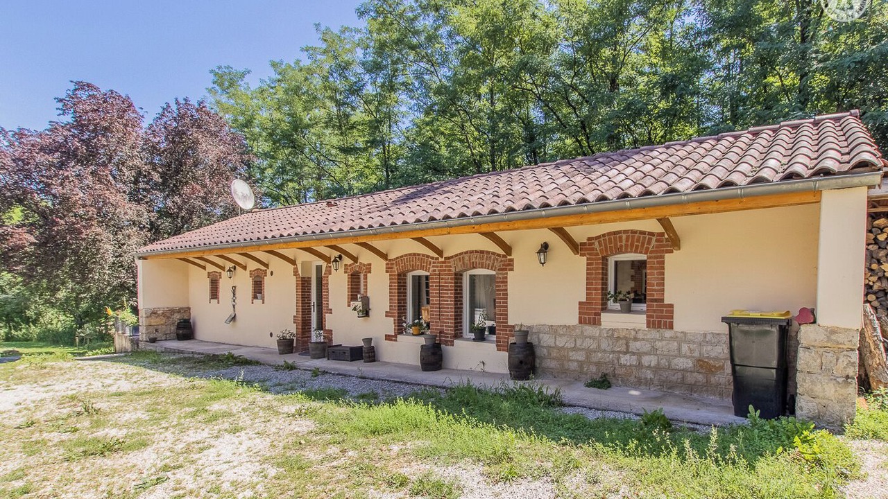 Photo of Outdoor in Frontenaud