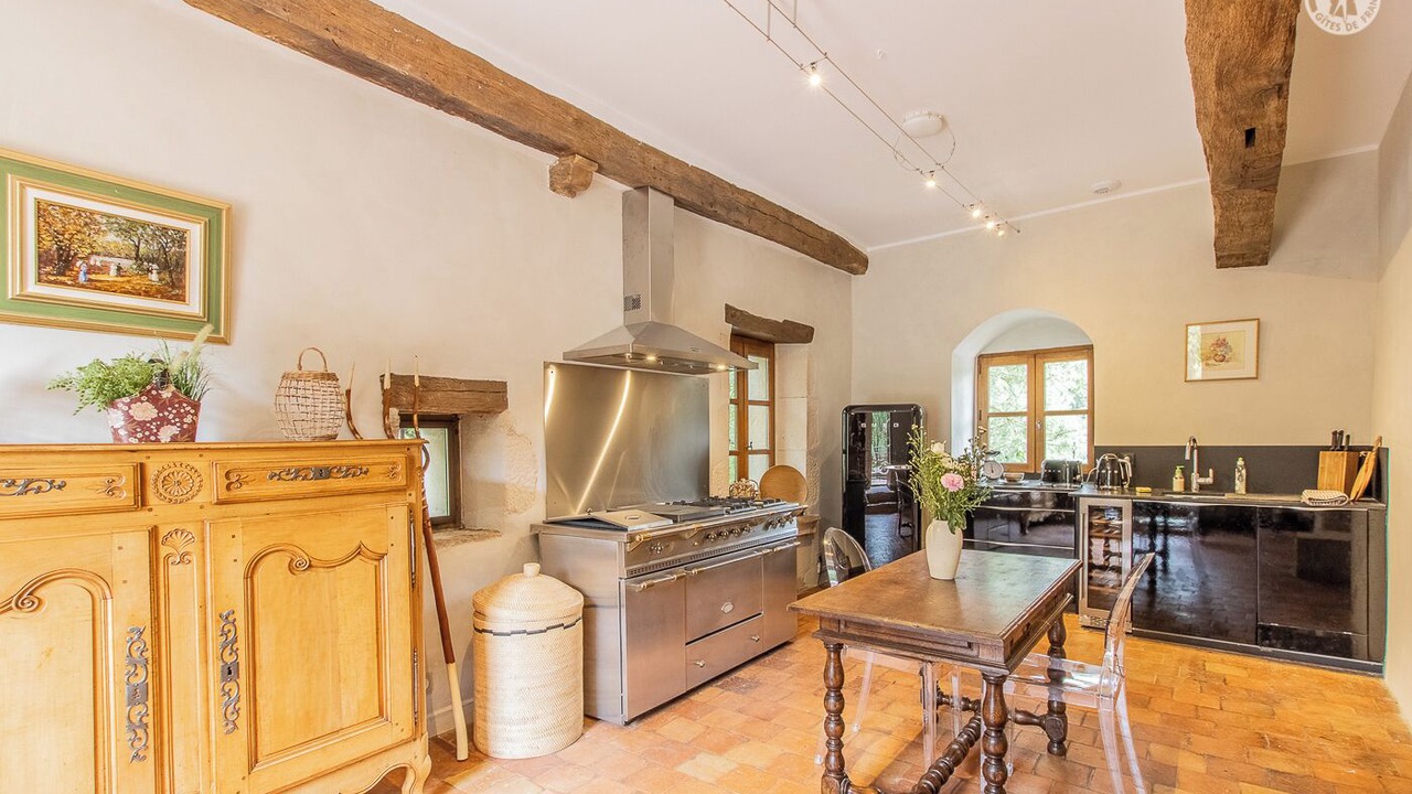 Photo of Kitchen in Lalheue