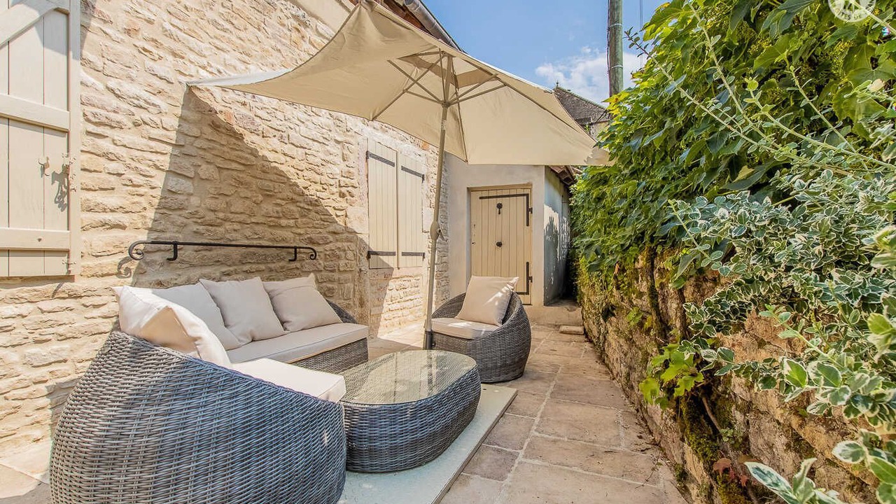 Photo of Outdoor in Lalheue