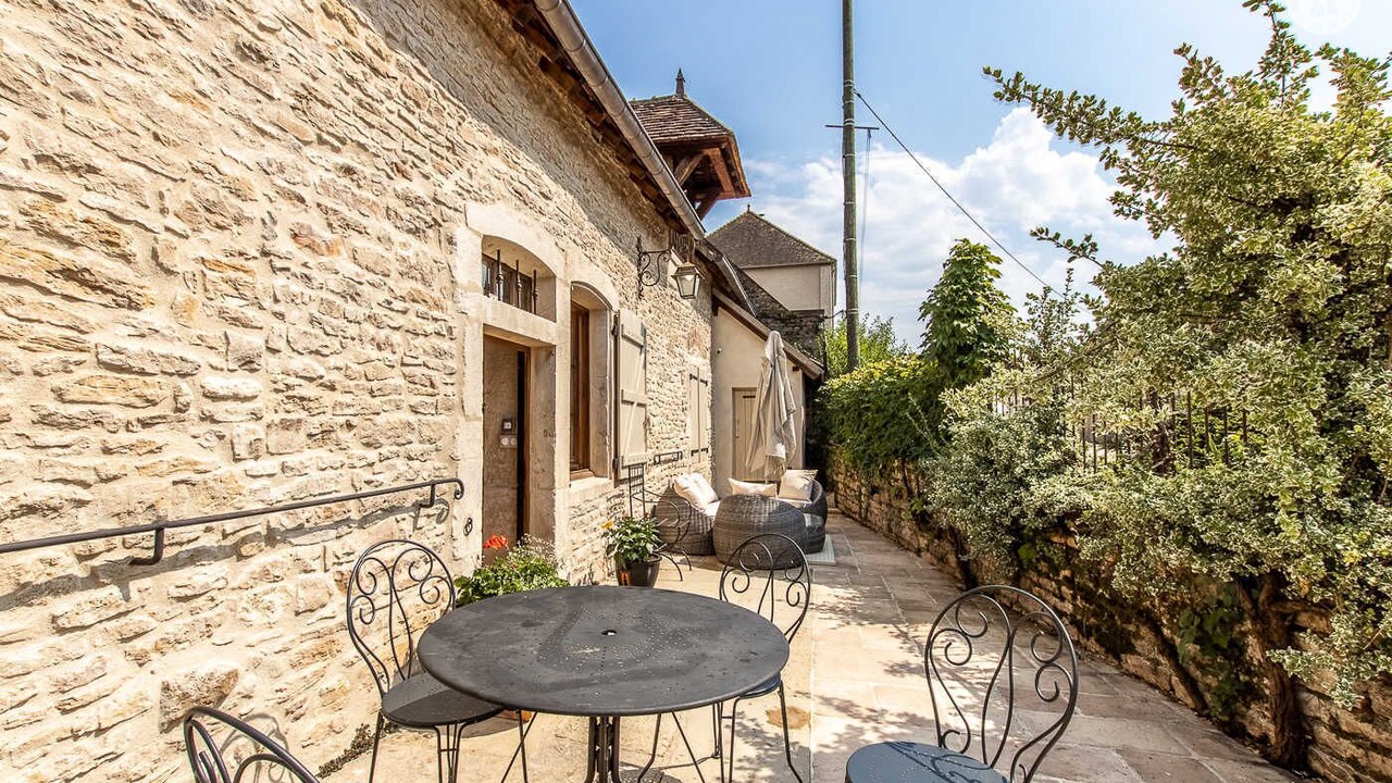 Photo of Outdoor in Lalheue