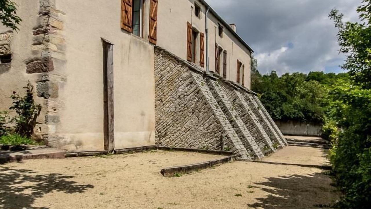 Photo of Outdoor in Culles-les-Roches