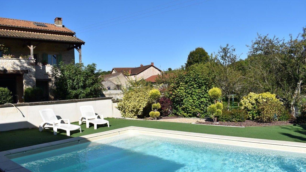 Photo of Outdoor in Lugny