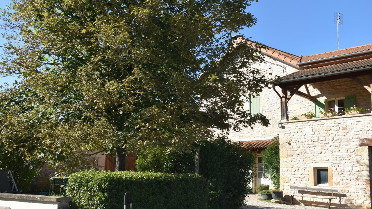 Photo of Outdoor in Lugny