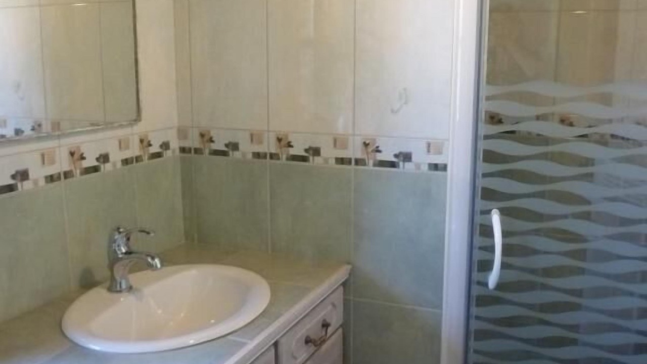 Photo of Bathroom in Simard