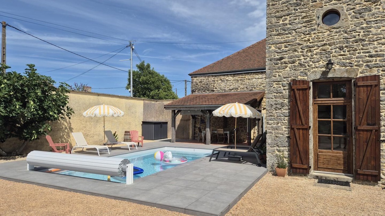 Photo of Outdoor in Saint-Sernin-du-Plain