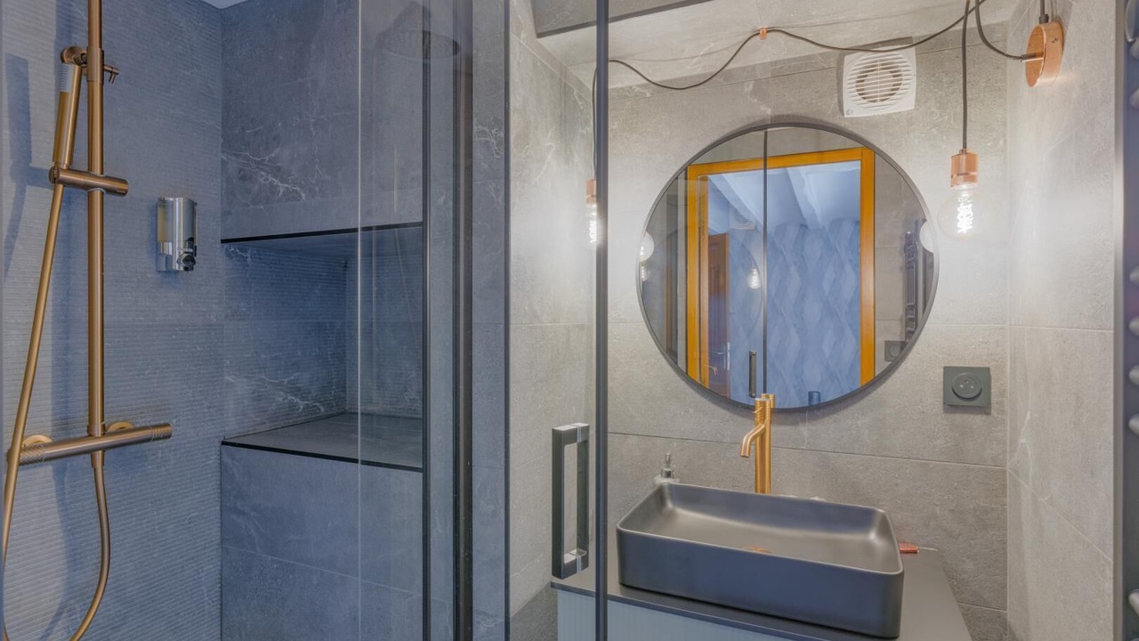 Photo of Bathroom in Bourgvilain