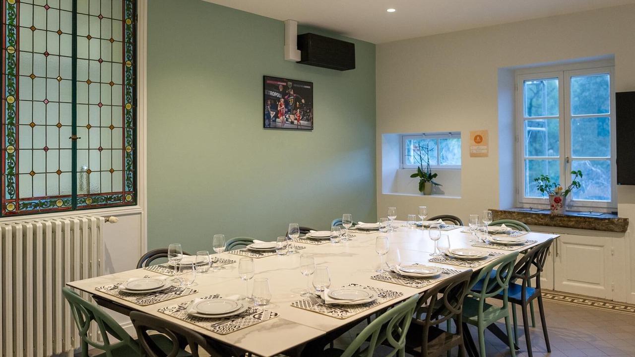 Photo of Others in Bourgvilain