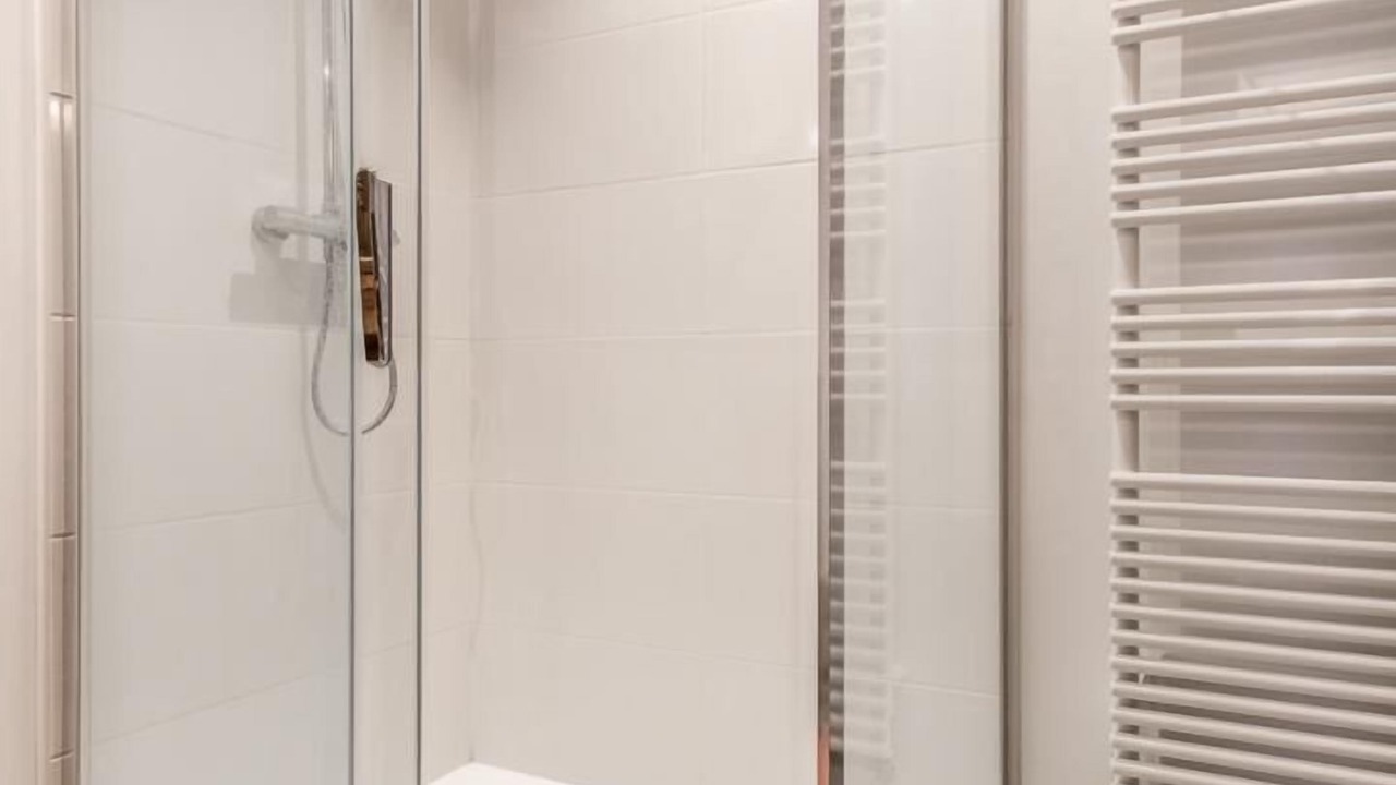 Photo of Bathroom in Mary