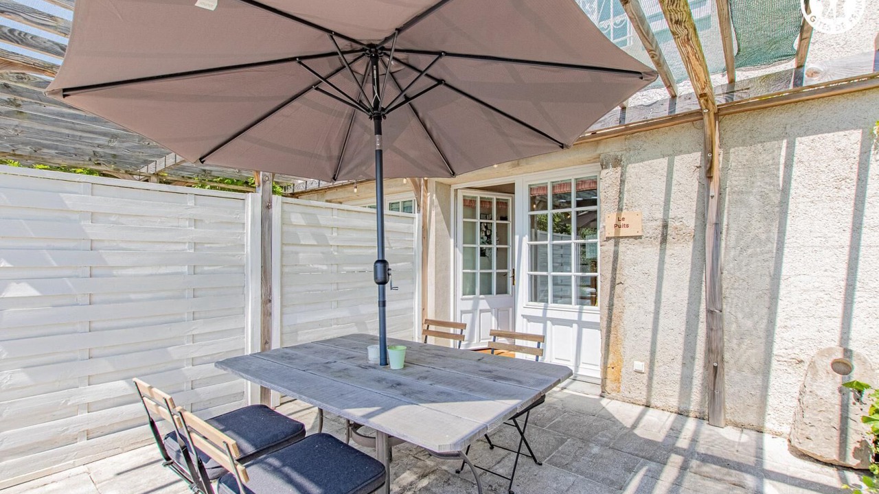 Photo of Outdoor in Saint-Sernin-du-Plain