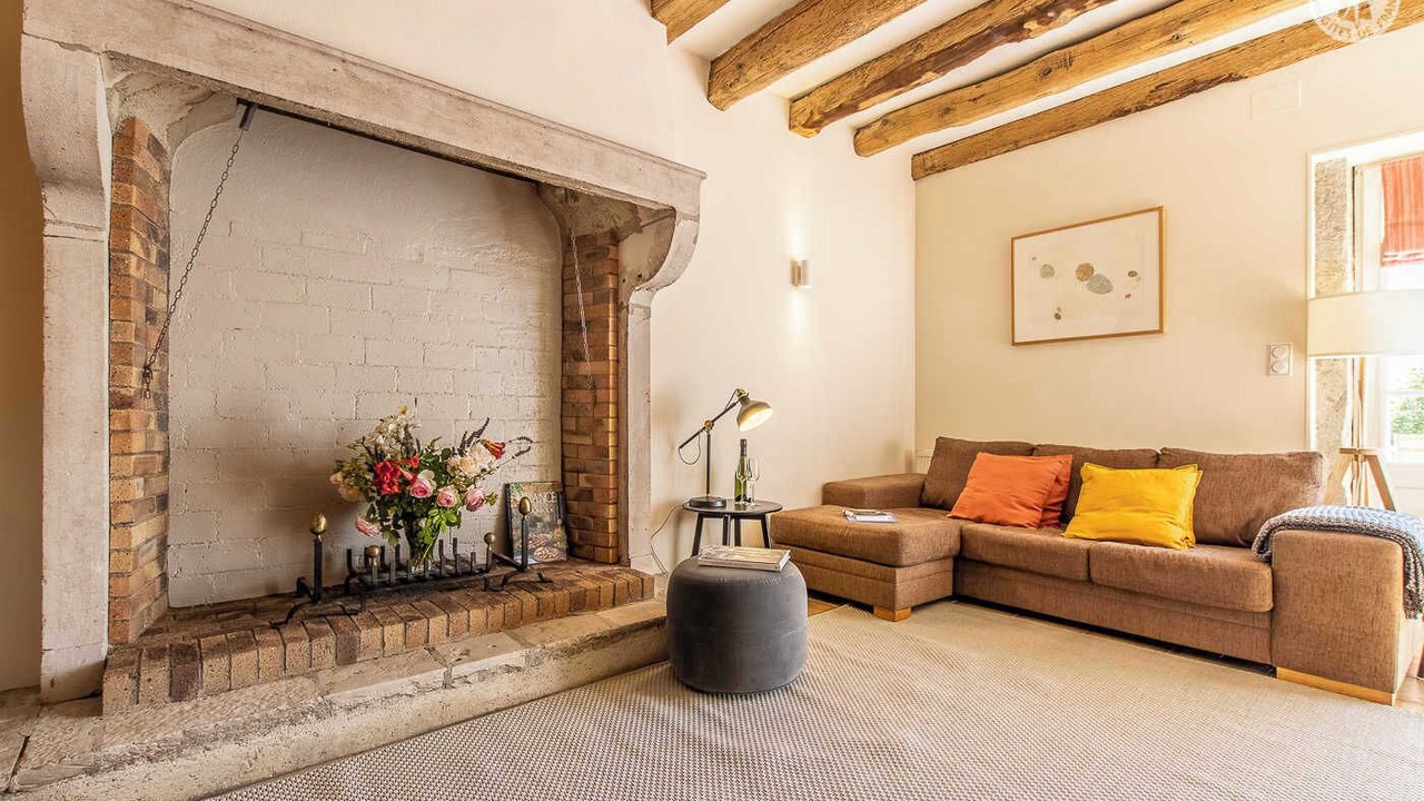 Photo of Livingroom in Saint-Sernin-du-Plain