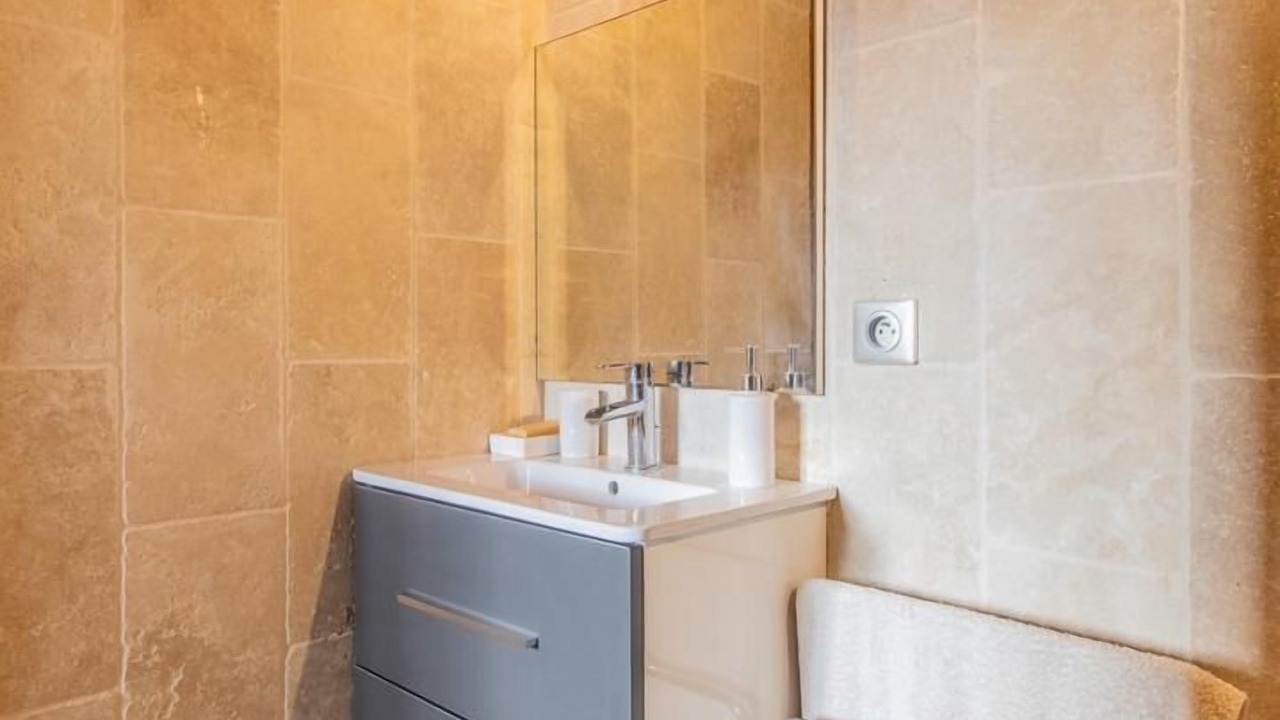 Photo of Bathroom in Saint-Marcelin-de-Cray