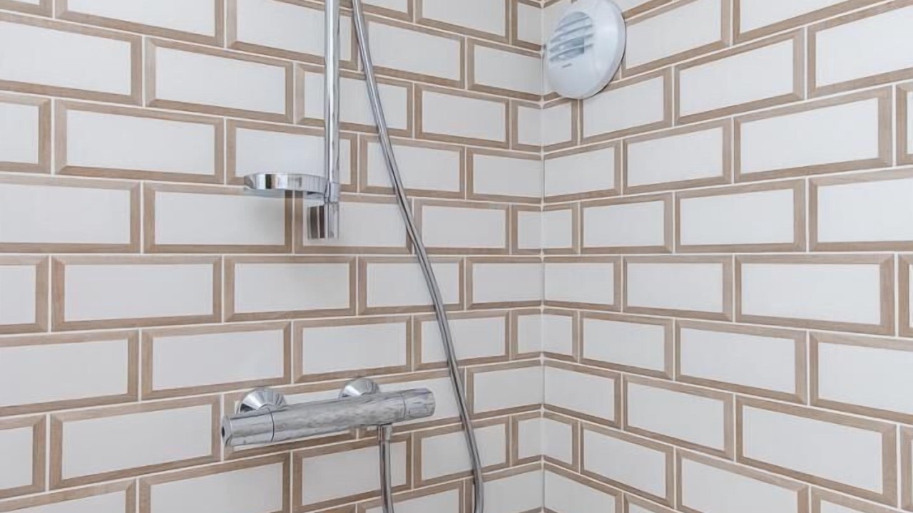 Photo of Bathroom in La Chapelle-de-Guinchay