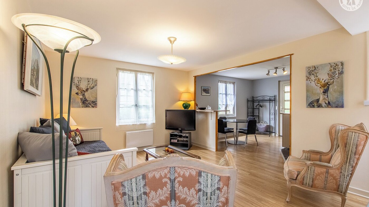 Photo of Livingroom in Paris-l'Hopital