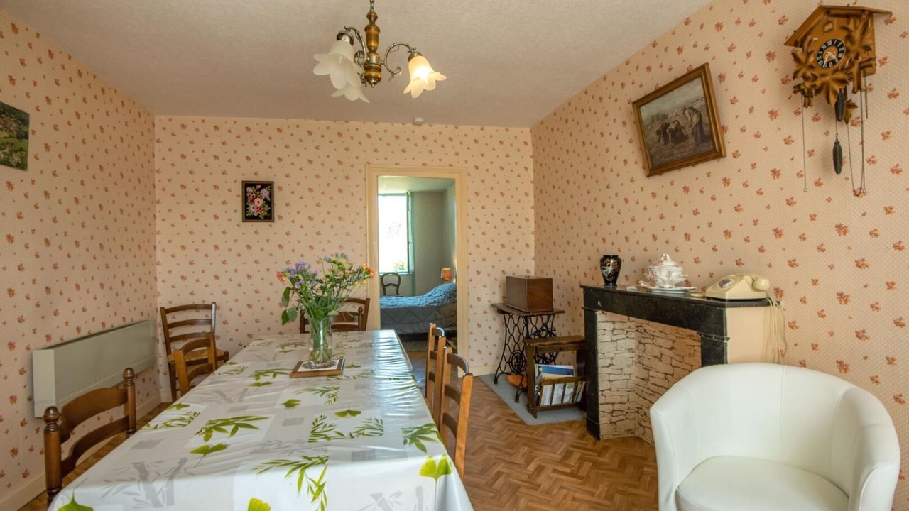 Photo of Others in Saint-Sernin-du-Plain