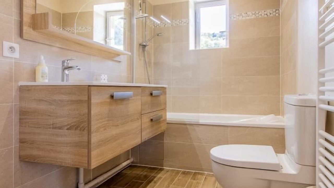 Photo of Bathroom in Berze-le-Chatel