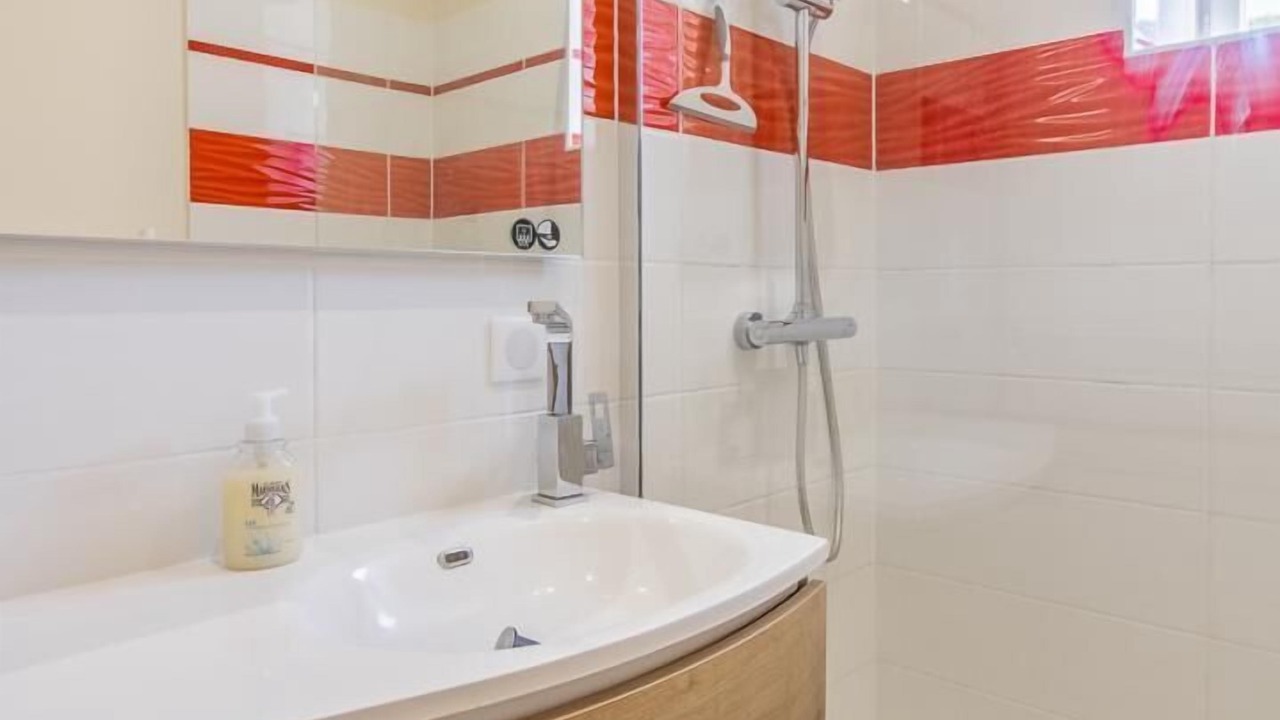 Photo of Bathroom in Berze-le-Chatel