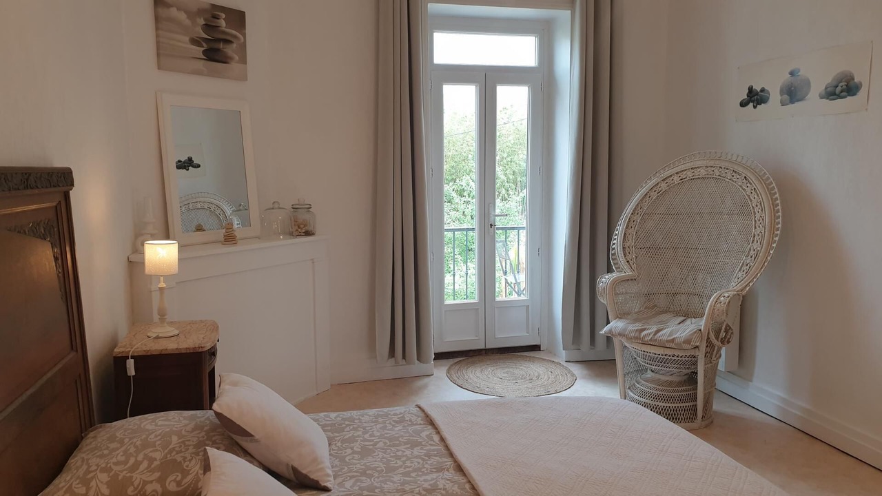 Photo of Bedroom in Montbellet