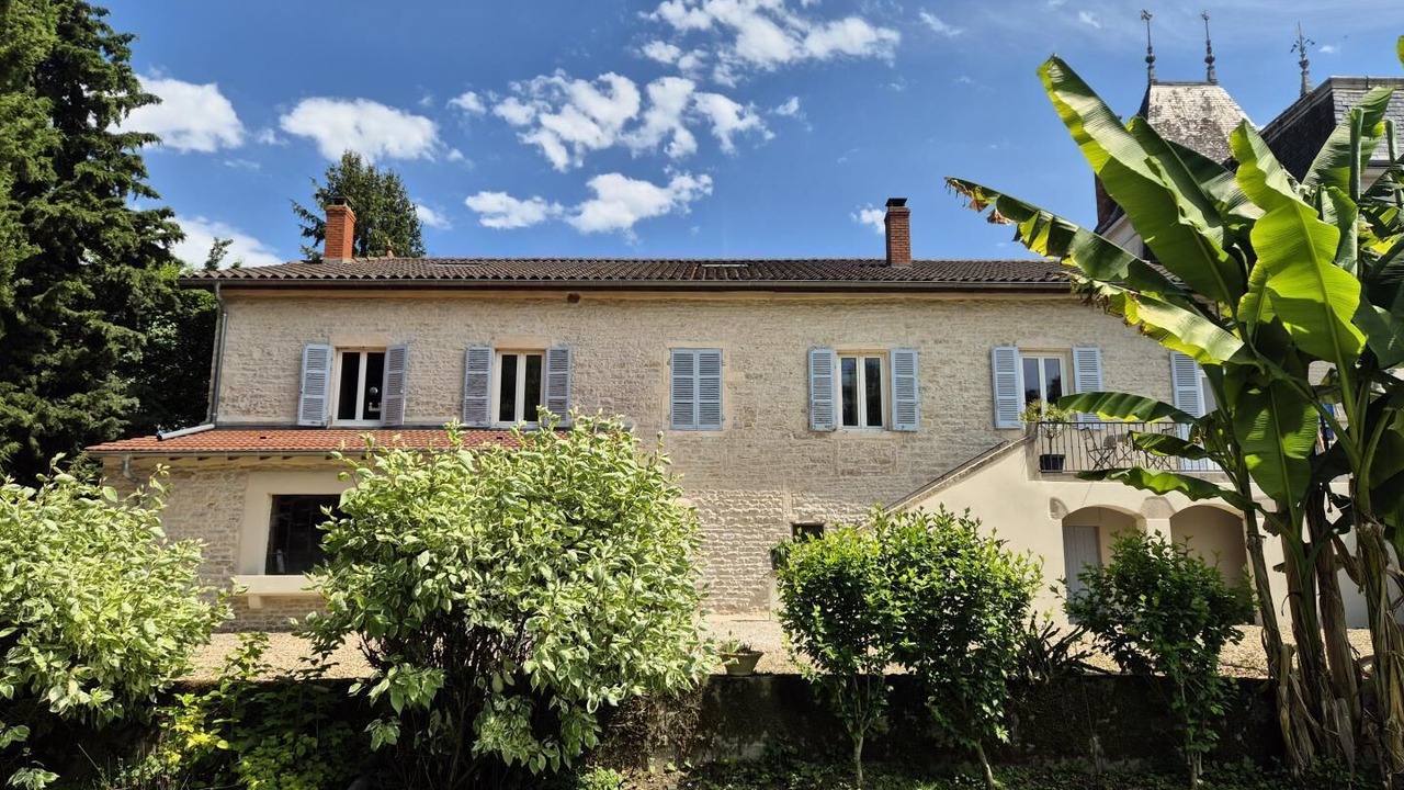 Photo of Outdoor in Montbellet