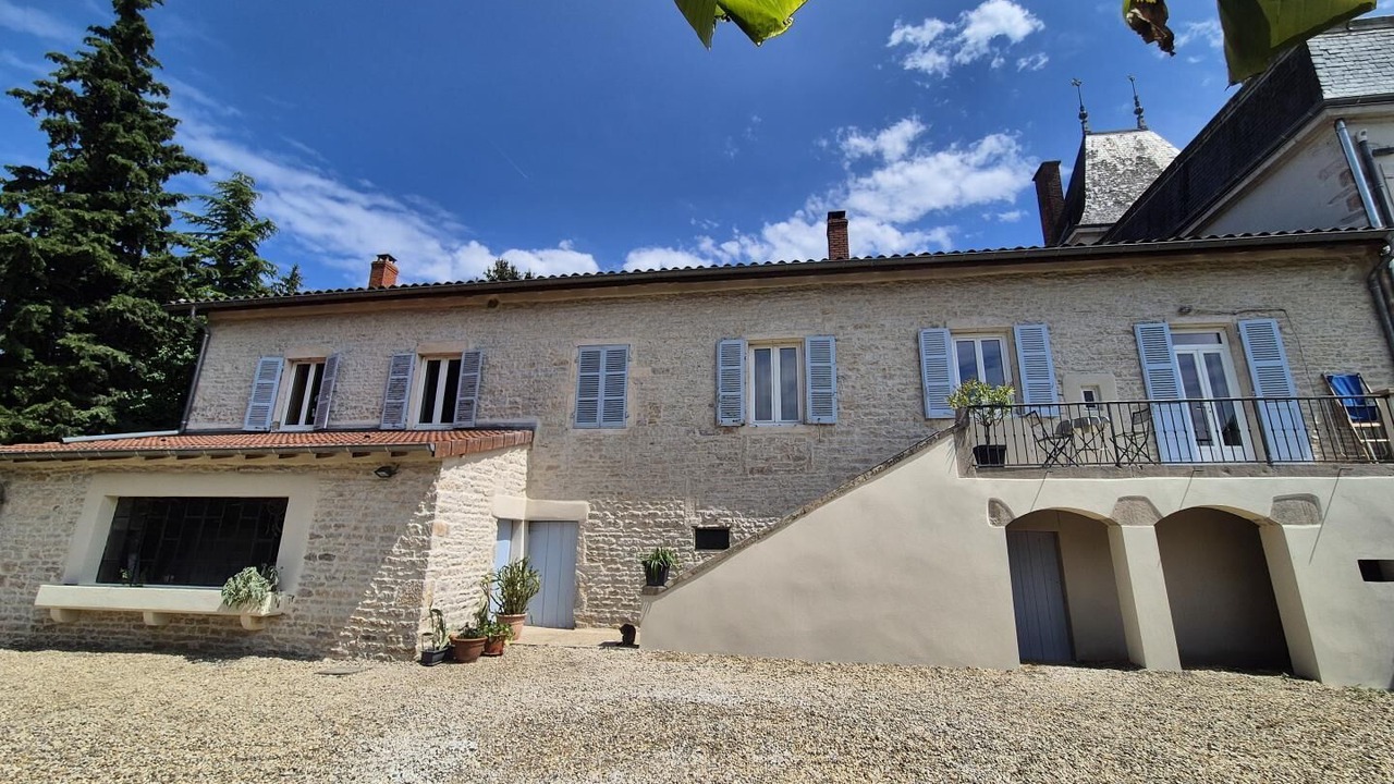 Photo of Outdoor in Montbellet
