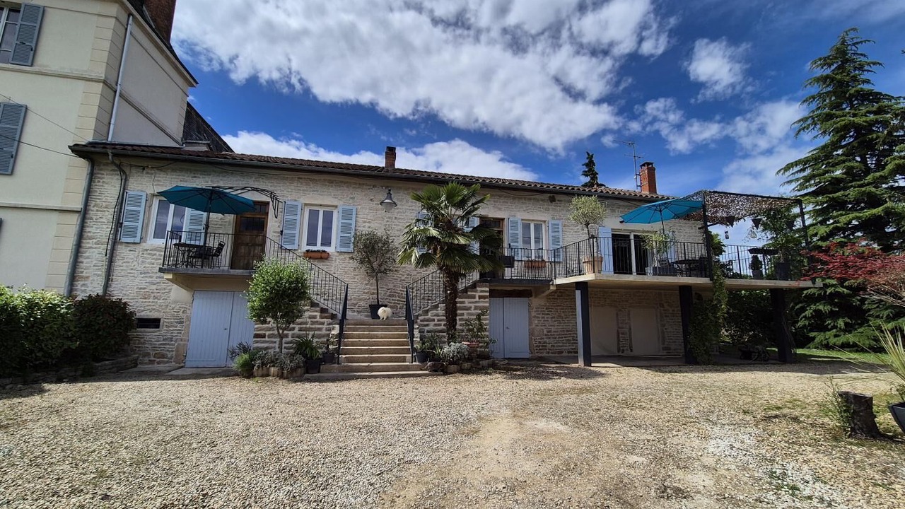 Photo of Outdoor in Montbellet