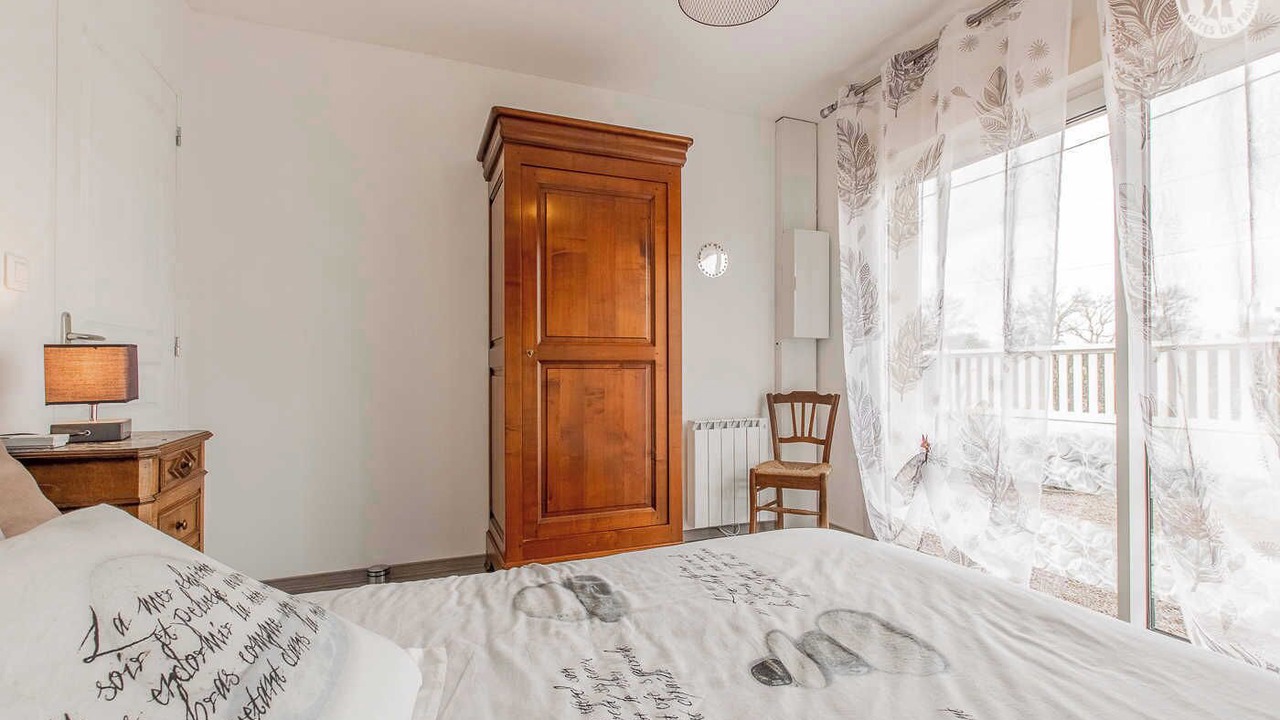 Photo of Bedroom in Epinac