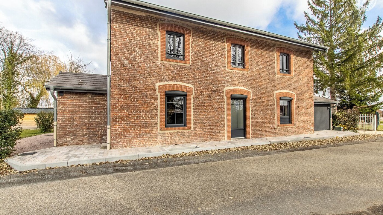 Photo of Outdoor in Montret